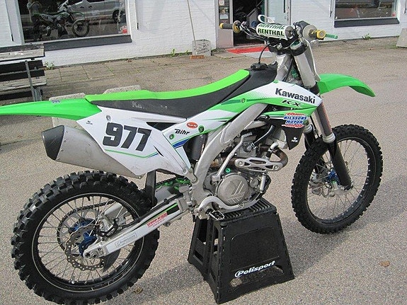 Kawasaki KXF 450 2 of 5