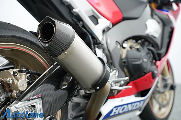 Honda CBR 1000 RR SP2 29 of 30