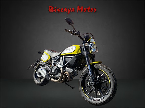 Ducati Scrambler Flat Track Pro 2 of 5