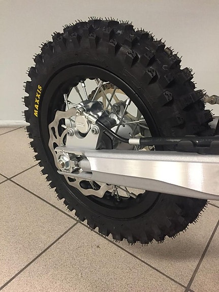 Ktm sx-e 5 7 of 16