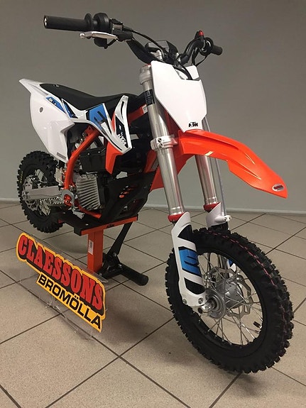 Ktm sx-e 5 4 of 16