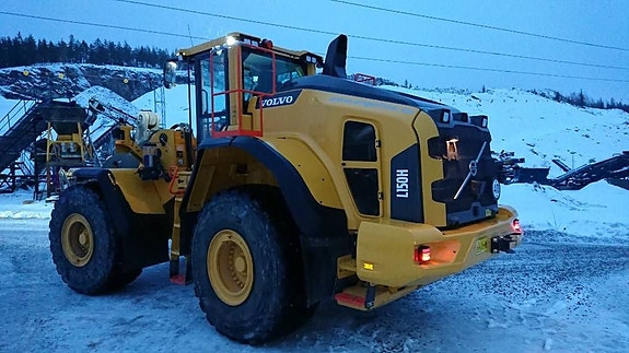 Volvo L150H, UTHYRES