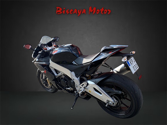 Aprilia RSV4 5 of 5