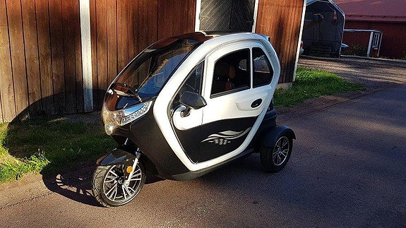 Titan ZERO R2 MOPEDBIL KÖRKORTSFRI