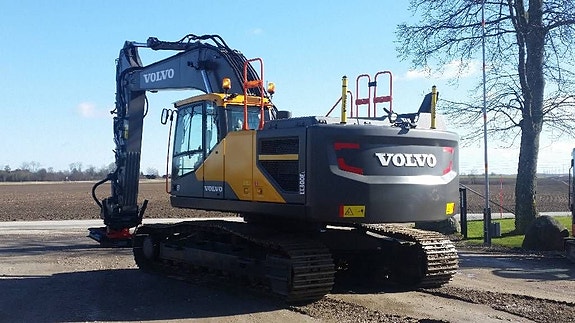 Volvo EC 300 E , Uthyres 3 of 5