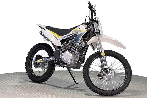 Dirtbike CROSS 250CC - DEFENDER 41 X-DIRT 21´ /18´ 3 of 13