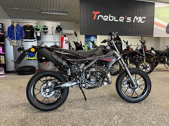 Rieju RIEJU MRT SM BLACK EDITION €5+ SISTA EX!