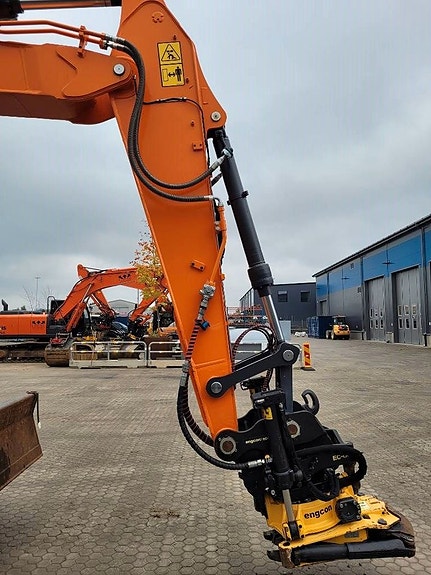 Doosan DX 165 W -5 , Uthyres 21 of 24