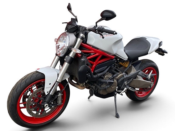 Ducati Monster 821 3 of 6