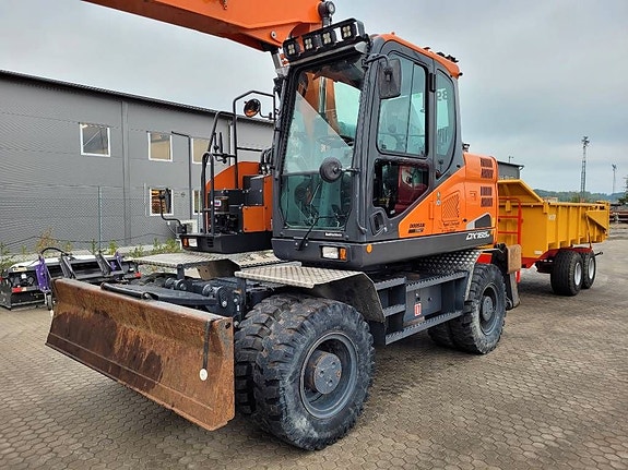 Doosan DX 165 W -5 , Uthyres