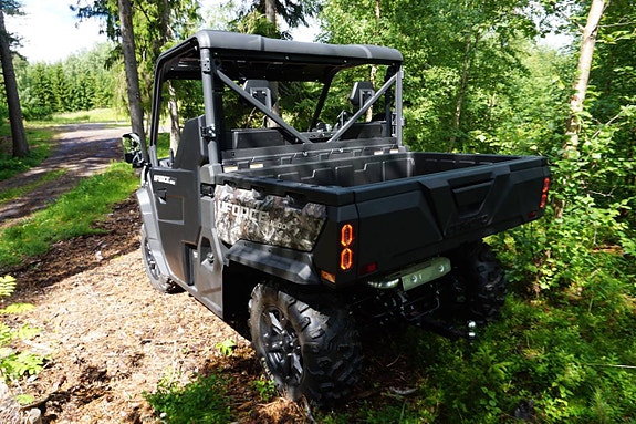 CFMOTO UFORCE 1000 UTV T3B 9 of 30