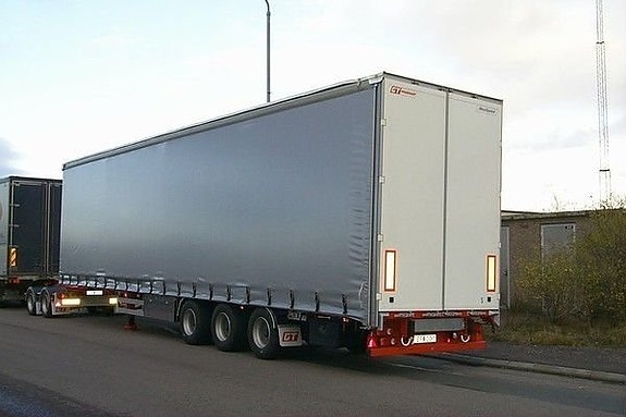 Fruehauf Gardintrailer Mega Gardintrailer