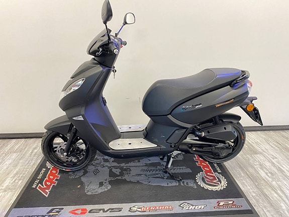 Peugeot KISBEE BLACK EDITION 2 of 4