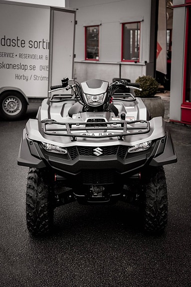 Suzuki LT-A500XPZ 9 of 9