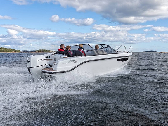 Silver Tiger DC med Honda F150 XDU 2026