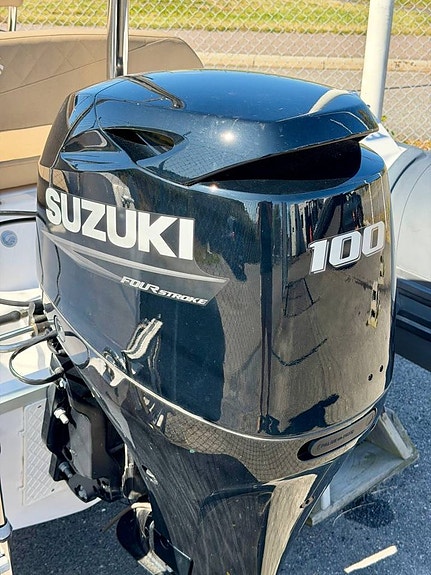 Capelli Tempest 570 SWE med Suzuki DF100, 7 of 8