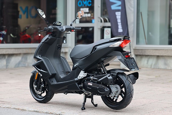 Peugeot Speedfight 4 EU5+| Mad Black | *NYA* | KAMPANJ 2 of 15