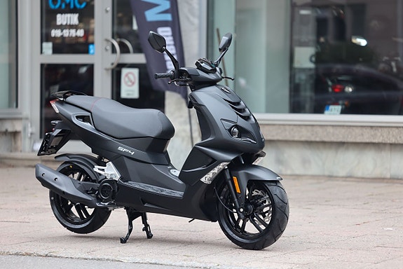 Peugeot Speedfight 4 EU5+| Mad Black | *NYA* | KAMPANJ 4 of 15