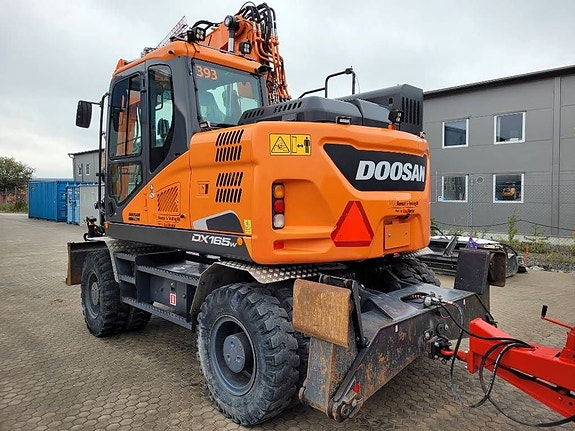 Doosan DX 165 W -5 , Begagnad SÄLJES 4 of 24