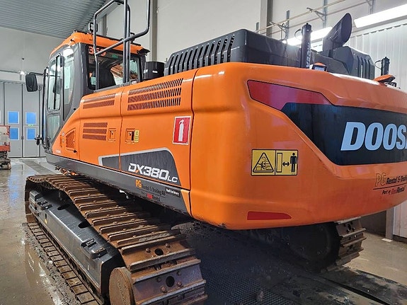 Doosan DX 380 LC -5 , Uthyres