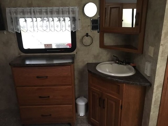 Övrigt Montana toy hauler,  3 slideout fullut, VILLA VAGN 13 of 16
