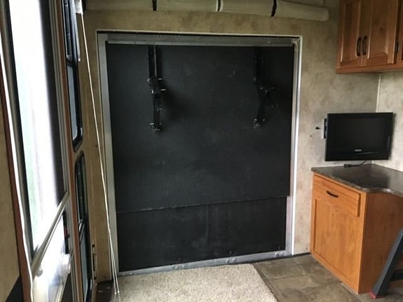 Övrigt Montana toy hauler,  3 slideout fullut, VILLA VAGN 10 of 16