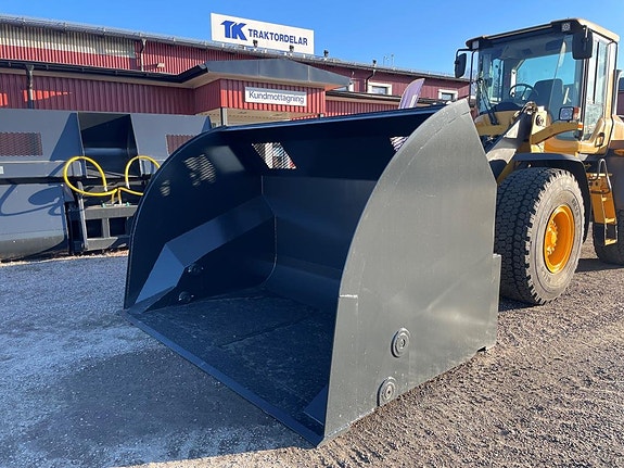 Ny 7 kubiks högtippskopa