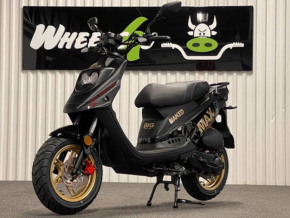 MOTO CR Big Max Naked