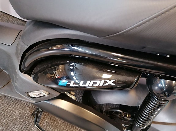Peugeot E-Ludix - Alternativ 1 MC 8 of 8