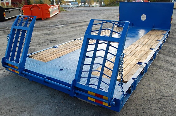 Maskinflak SISU 25 ton, med containerfästen 3 of 5