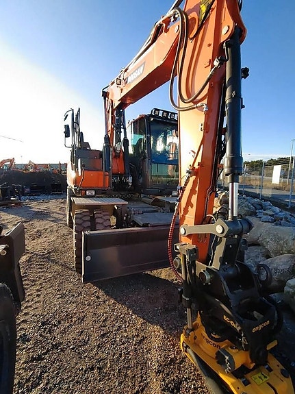 Doosan DX 160 W -5 , Lätt begagnad 5 of 14