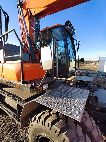 Doosan DX 160 W -5 , Lätt begagnad 7 of 14