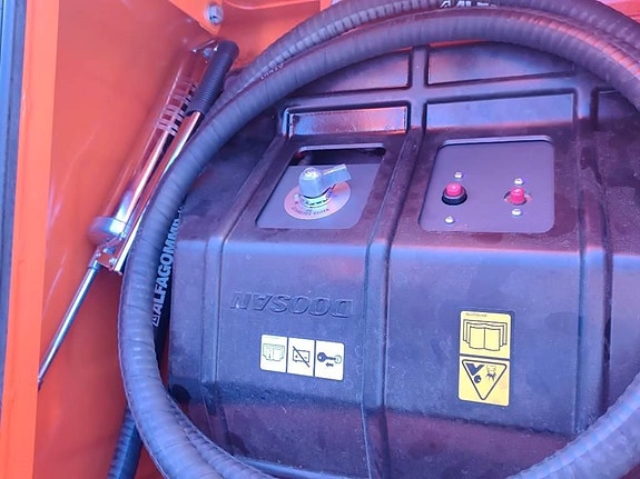 Doosan DX 160 W -5 , Lätt begagnad 11 of 14