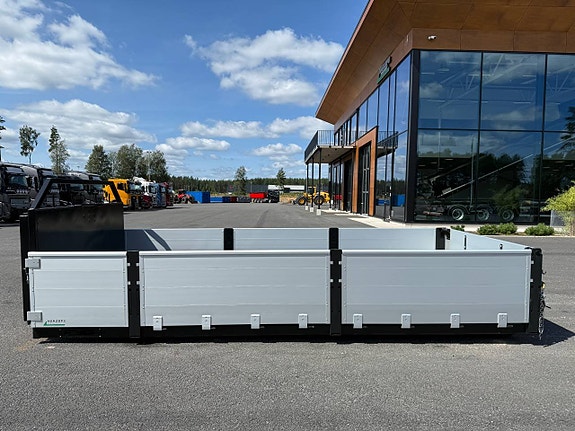 Hakarps - Lastväxlarflak med aluminiumlämmar grusförstärkt 2 of 12