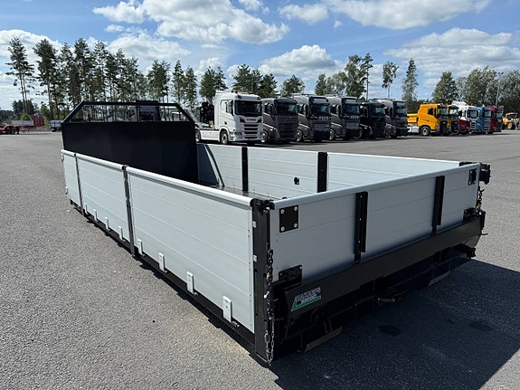 Hakarps - Lastväxlarflak med aluminiumlämmar grusförstärkt 3 of 12