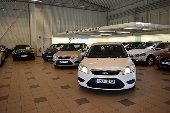Ford Focus 11 of 23