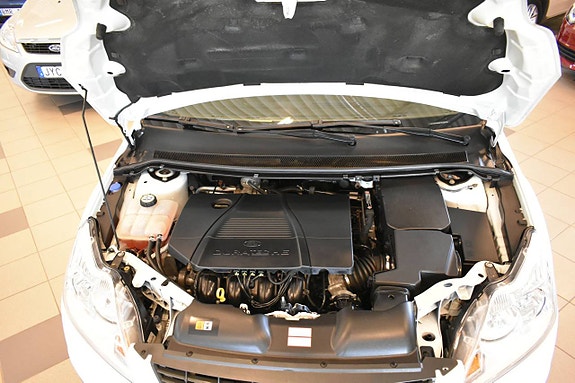 Ford Focus 13 of 23