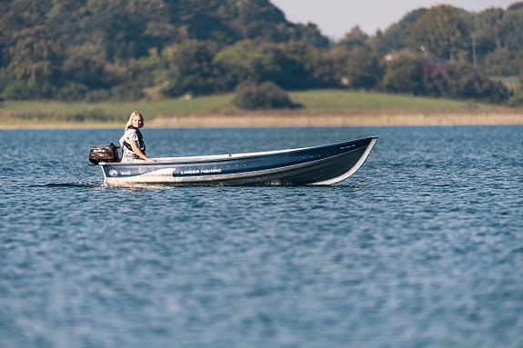 Linder 440 Fishing Suzuki DF 5 3 of 6