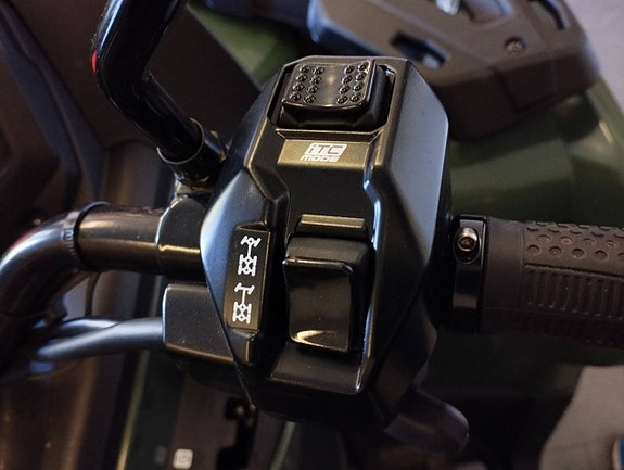 BRP Can-Am OUTLANDER 6X6 XU+1000 T+TILLBEHÖRSKAMPANJ 40000KR 7 of 14