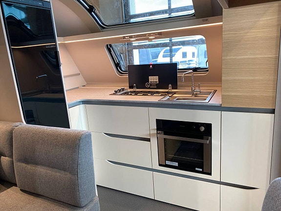 Adria Adora 613 HT ALDE / 2390 kr/mån. / Vi tar inbyten 7 of 16