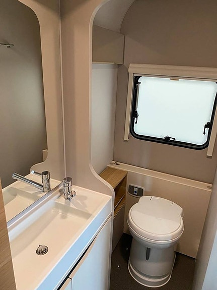 Adria Adora 613 HT ALDE / 2390 kr/mån. / Vi tar inbyten 11 of 16