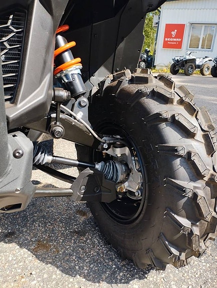 Can-Am Maverick Trail 800 V-Twin   NY BIG-FOOTUPPLEVELSE 16 of 24