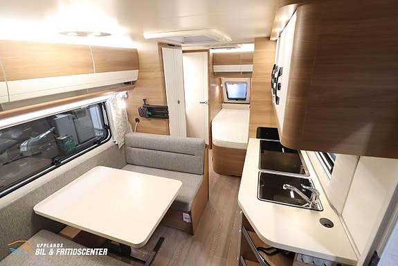 Hobby 540 KMFE De Luxe / Mover 8 of 19