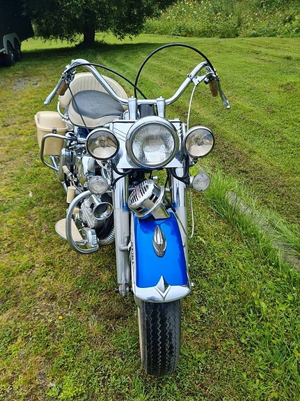 Harley-Davidson Duo Glide Panhead 7 of 16