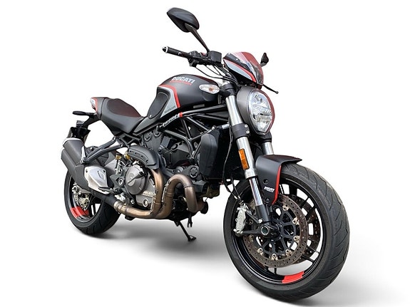 Ducati Monster 821 Stealth 2 of 6