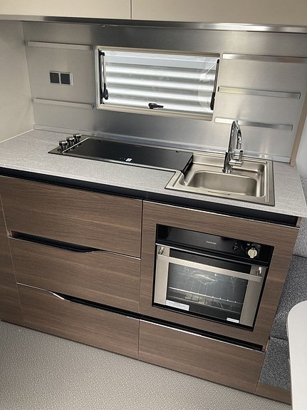 Adria Alpina 763 UK "Med special-paket" 9 of 16
