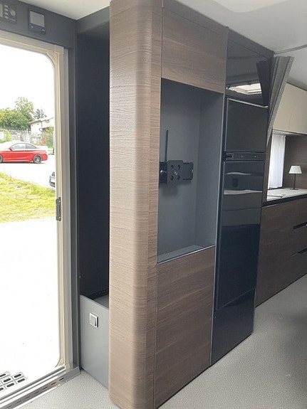 Adria Alpina 763 UK "Med special-paket" 8 of 16
