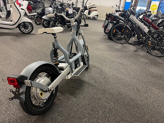 Övriga Cake Svensktillverkad Elmoped 2 of 3