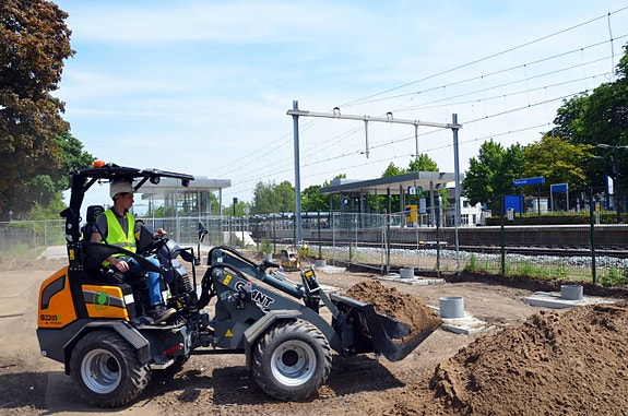 GIANT G2200E xtra elektrisk hjullastare 2 of 5