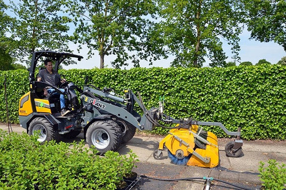 GIANT G2200E xtra elektrisk hjullastare 3 of 5